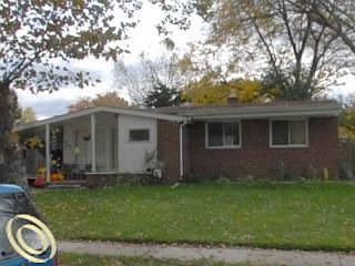 1st image of 23015 Oak Crest Ave