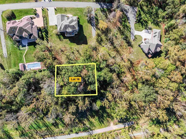 118 Marco Polo Dr, Morgantown, WV 26508
