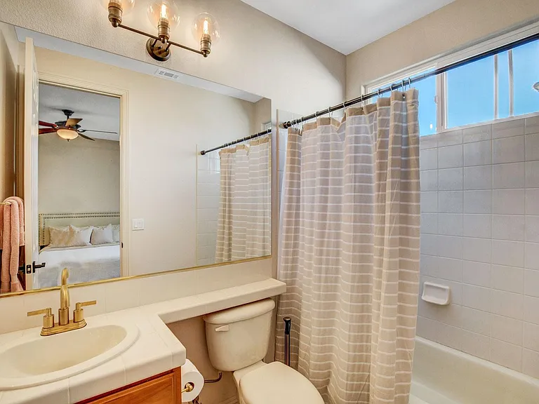 308 Round Stone Ct — Photo 63