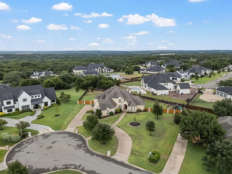 7030 Flagstone Cir — Photo 45