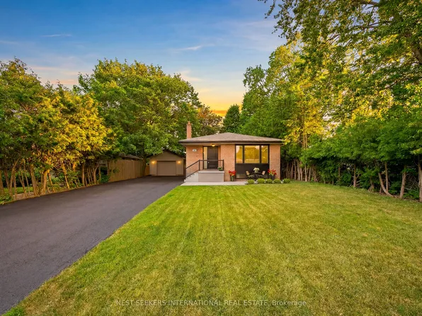 67 Foreht Cres, Aurora, ON L4G 3E9