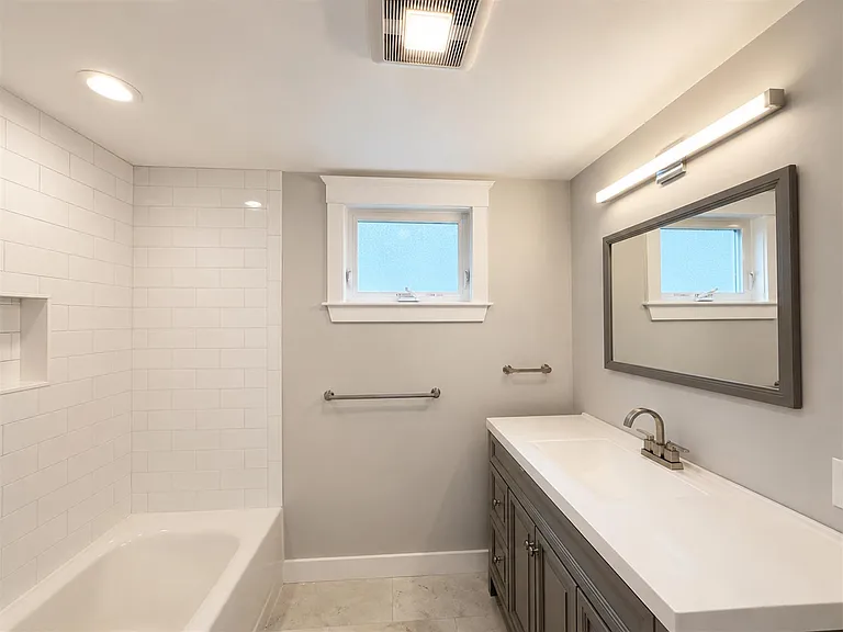 46 Garrison Ave — Photo 14