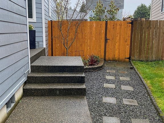 2nd image of 2531 191st Street Ct E