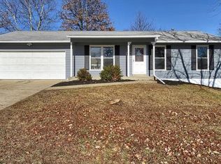 1377 Trading Post Ln, O'Fallon, MO 63366