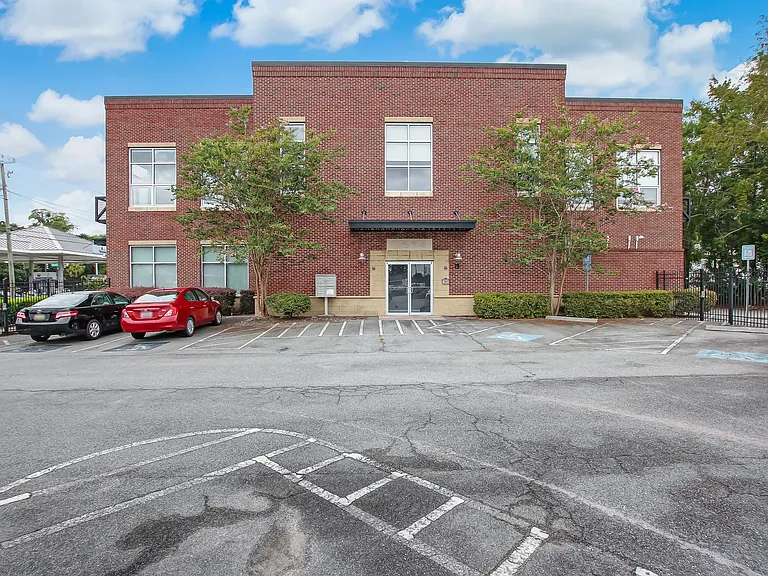 2514 Abercorn St #205 — Photo 52