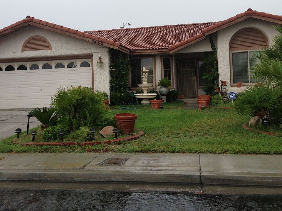 6220 Barkstone Ave