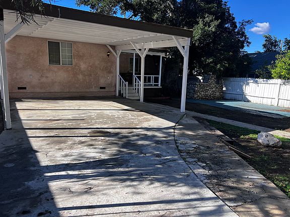 2nd image of 10641 Russett Ave