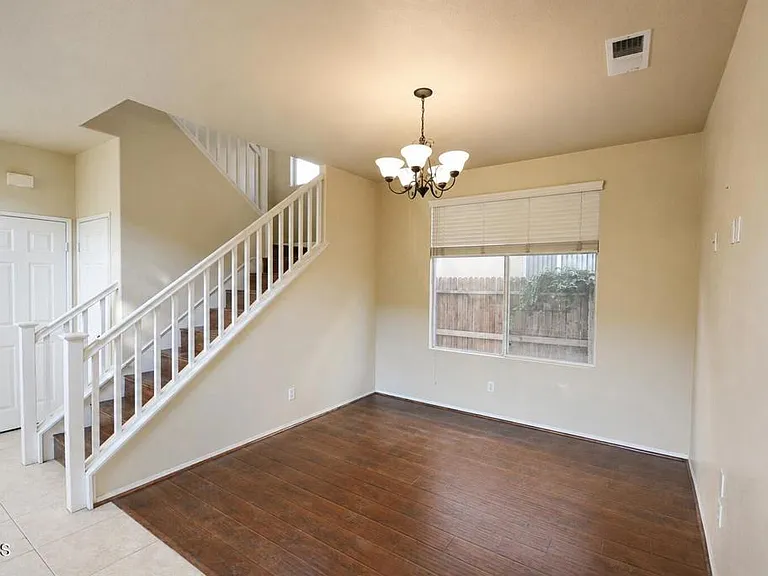 4576 La Tuna Ct — Photo 5