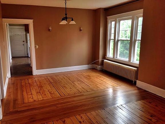 5th image of 54 Mann Ave #2