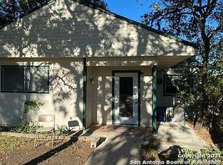 565 Ridgehaven St, Canyon Lake, TX 78133