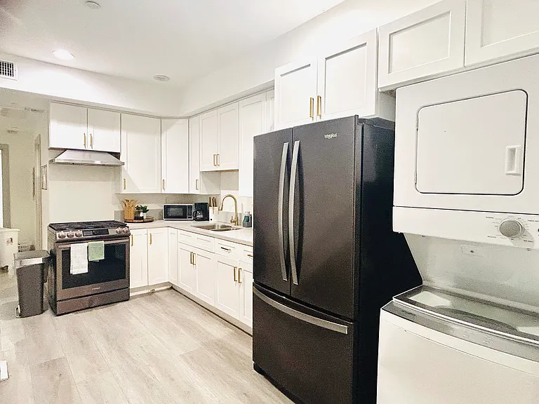 14954 Sherman Way #108 — Photo 15