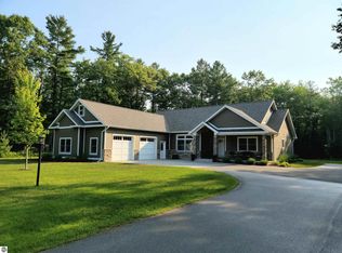 528 Loffman Woods Rd, East Tawas, MI 48730