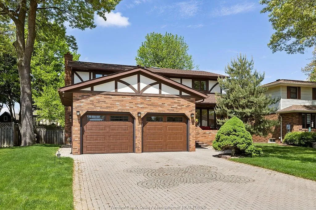 4 bed, 3.5 bath, $4,000 — Photo 2