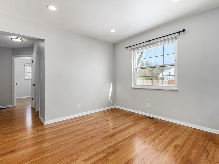 826 Doherty Rd — Photo 13