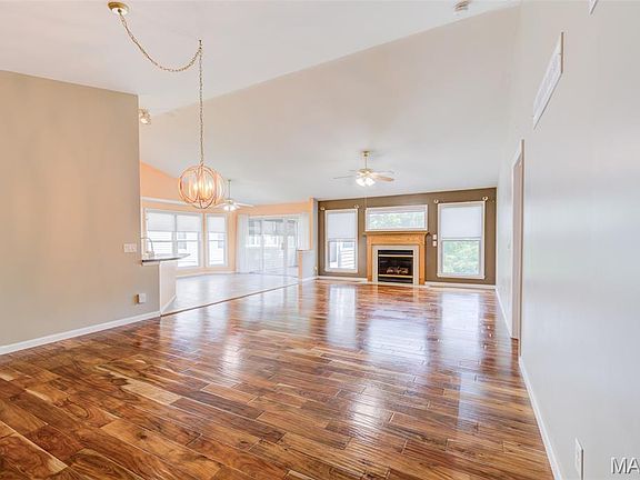 5th image of 1134 Villa Flora Dr #44A