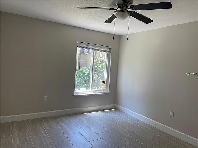 586 Orange Dr #118 — Photo 11