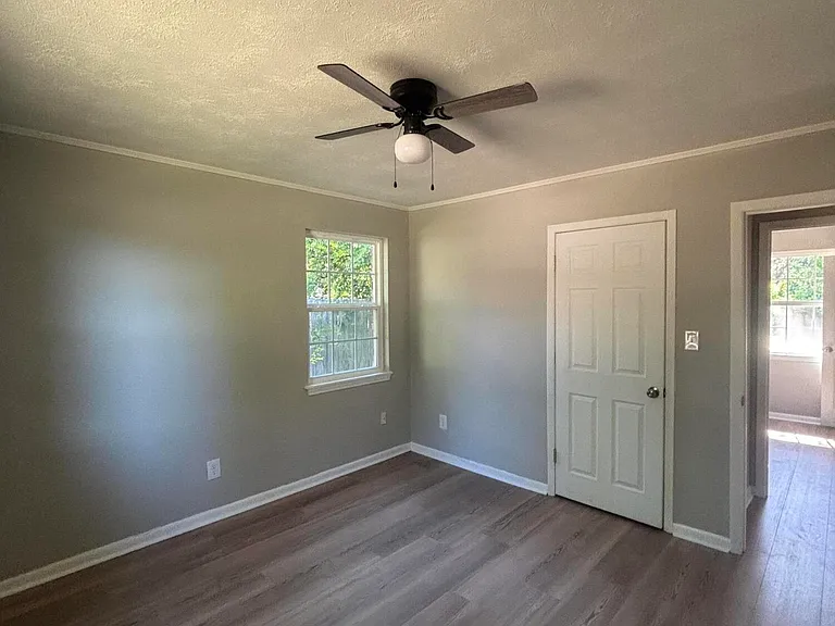 2605 Shalimar Dr — Photo 12