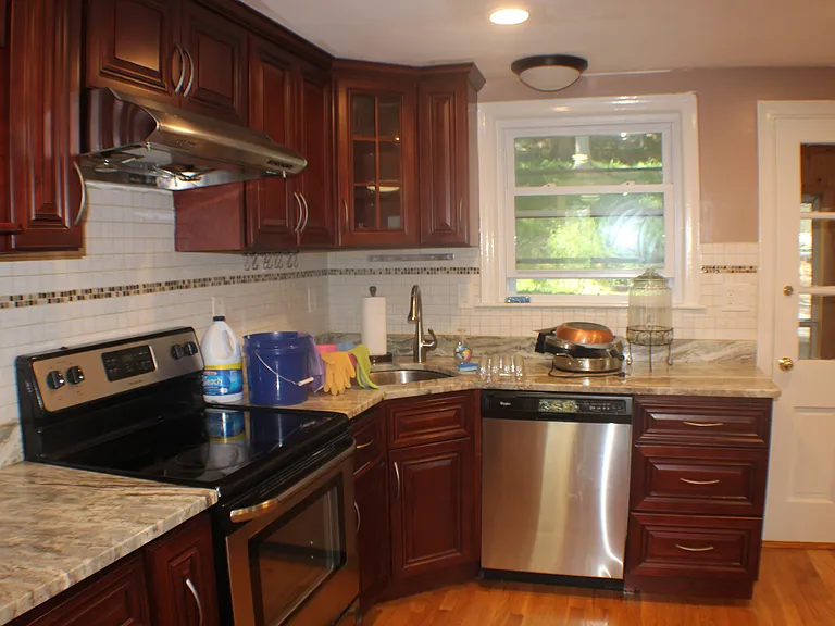 366 Waverley Oaks Rd — Photo 3