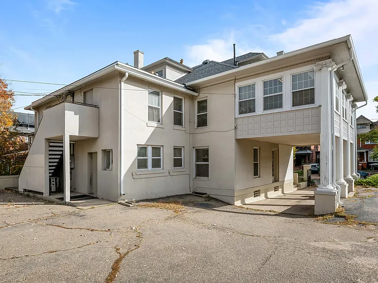 851 N Clarkson St — Photo 14