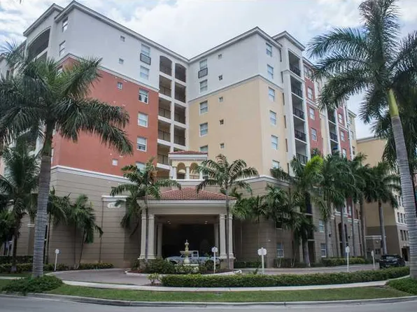 17150 N Bay Rd, North Miami Beach, FL