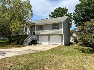 2868 Rocky Pointe Way, Snellville, GA 30078