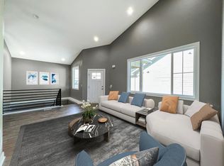 602 NW Brandon Dr, Waukee, IA 50263