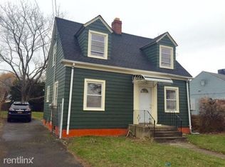 685 Newhall St, Hamden, CT 06517