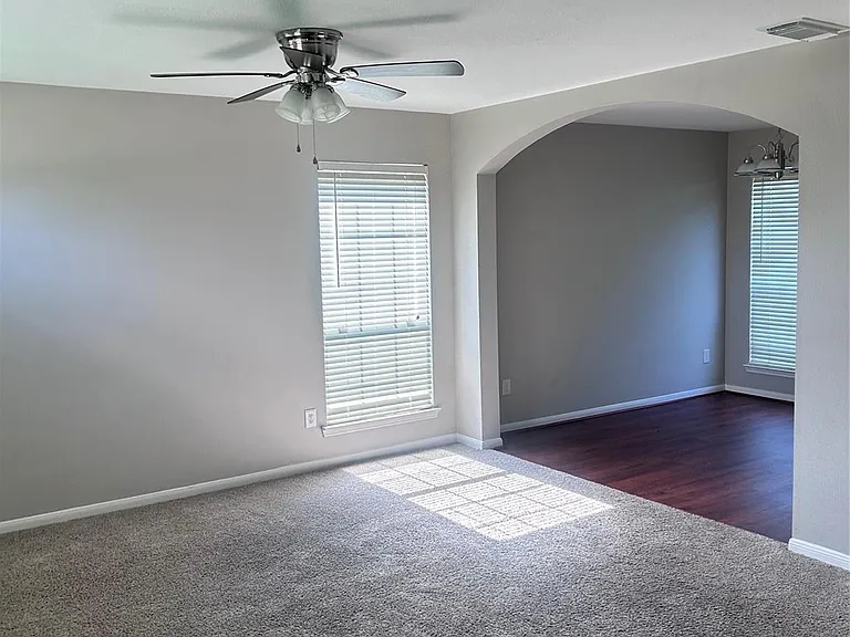 1606 Misty Fawn Ln — Photo 6