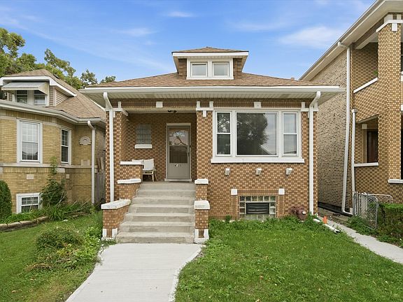 3rd image of 4905 S Keeler Ave