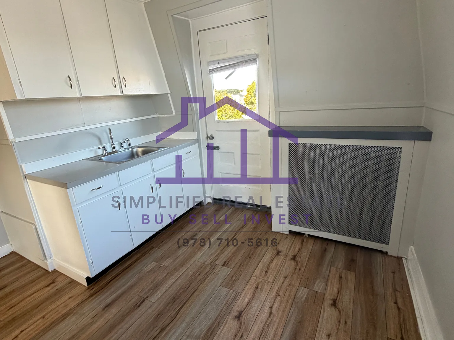 Studio, $1,000 — Photo 2