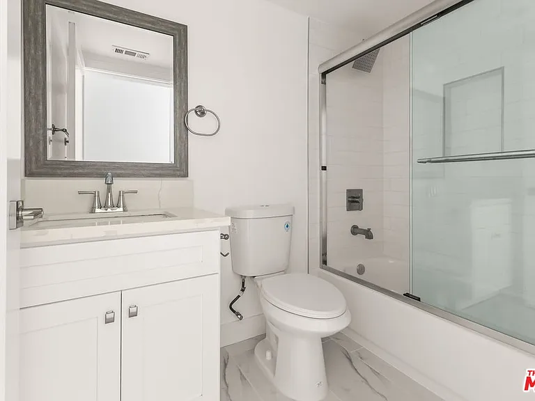 2938 West Blvd #B — Photo 11