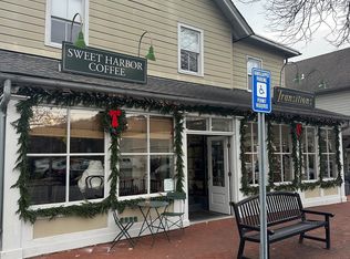 1353 Old Northern Blvd, Roslyn, NY 11576