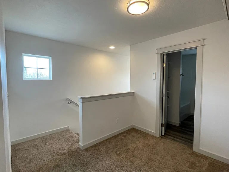 5899 N Lakeshore Way — Photo 19