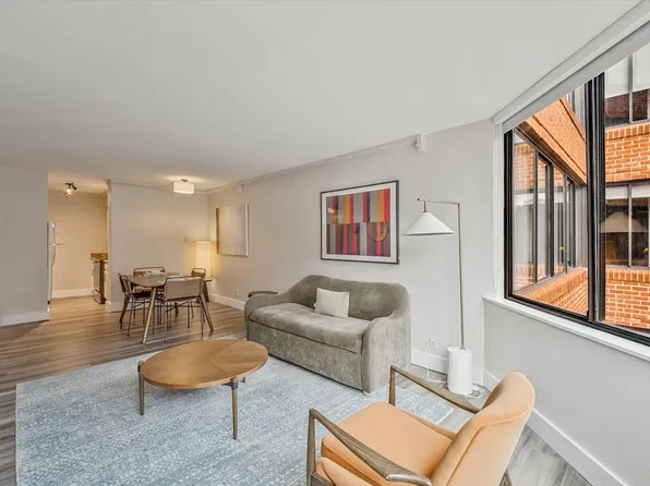1111 30th St NW, Washington, DC