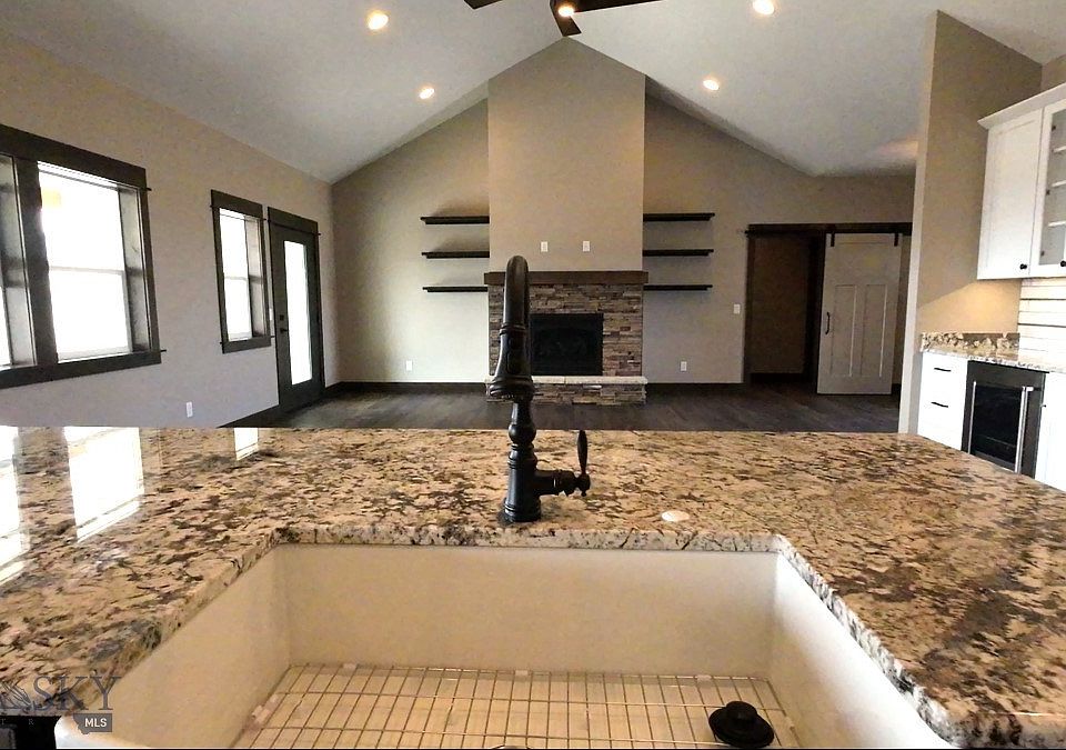 2nd image of 2119 Dryland Loop