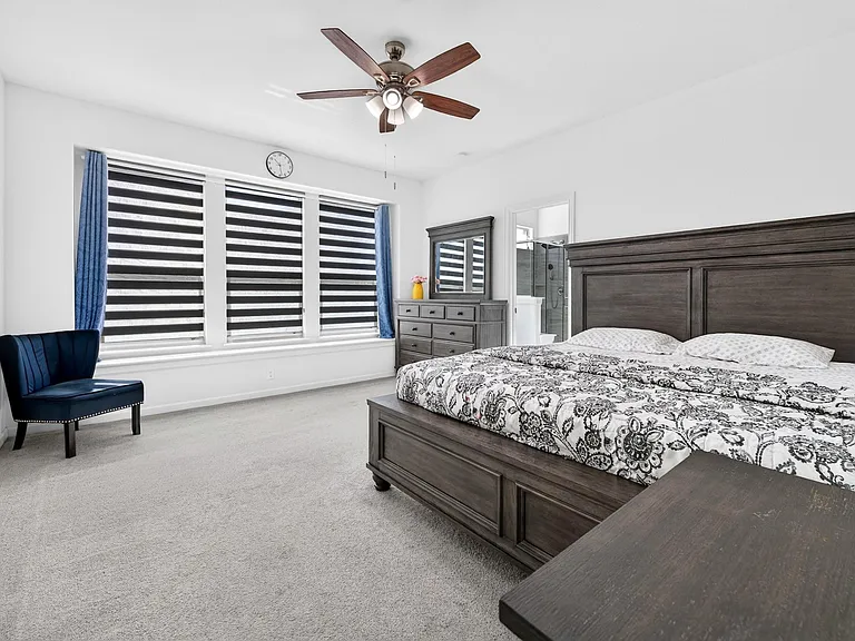 4000 Nightingale St — Photo 18