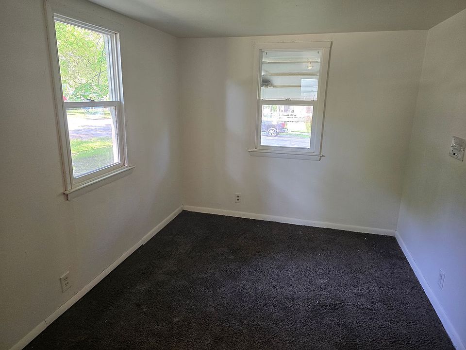 1st image of 1800 George St #1