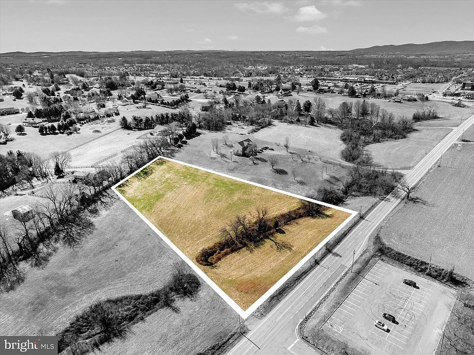 1st image of 971 Jefferson Pike