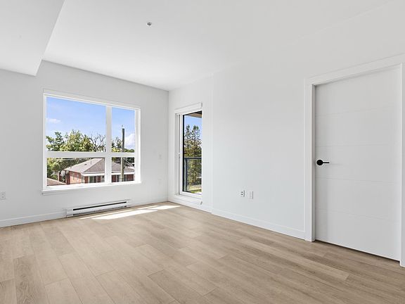 5th image of 2268 Broadway E #302