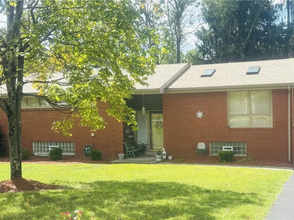 1232 Harvest Dr, Monroeville, PA 15146