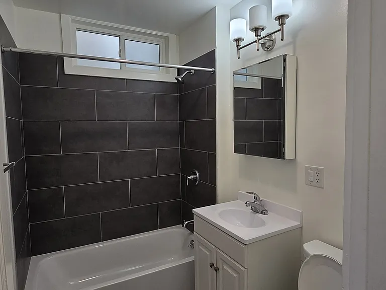 1359 Hayes St #7 — Photo 7