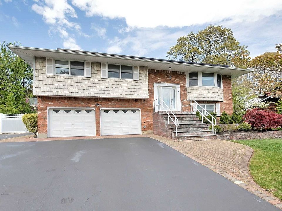 1st image of 27 Cardinal Ln