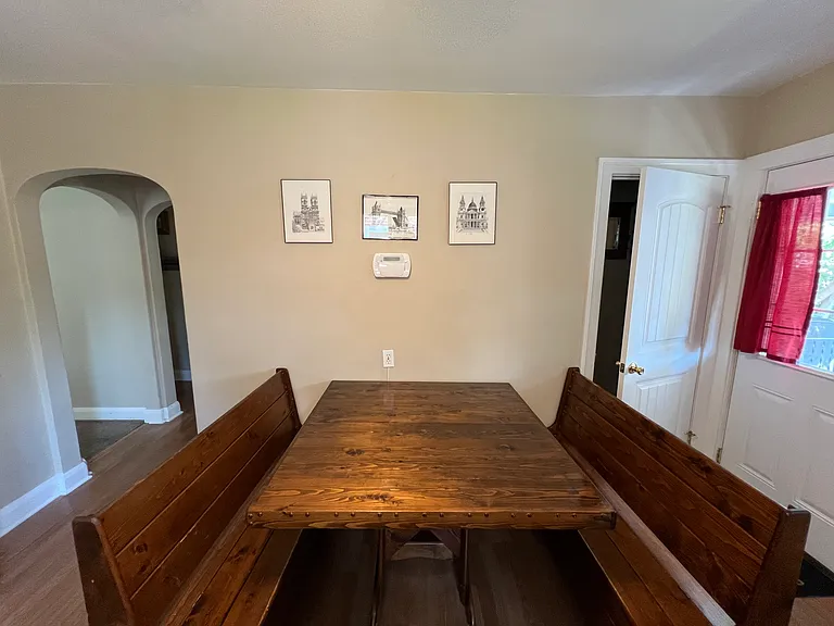 122 Olive Ave — Photo 5