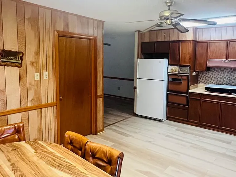 579 Dover Ln #1 — Photo 6
