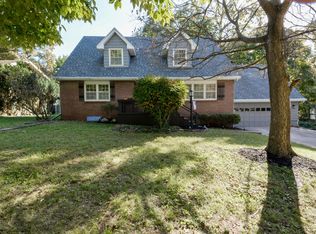 2304 E Cardinal St, Springfield, MO 65804