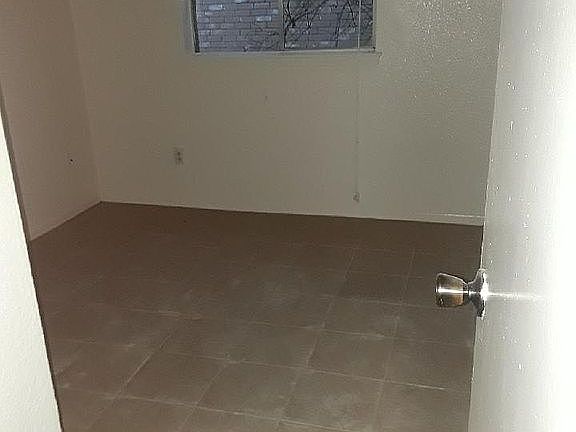 5th image of 4026 Kitchen Hill Ln