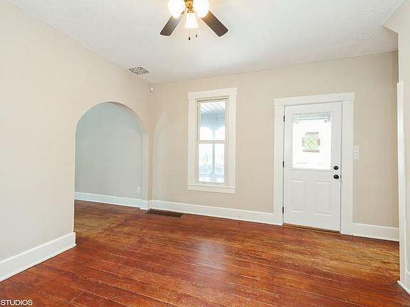 Foyer Living