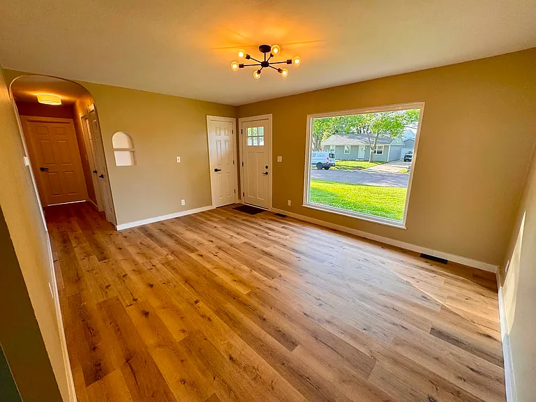 2237 Northridge Ln — Photo 15
