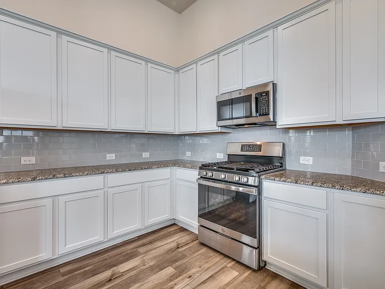 16309 Garden Dr — Photo 9