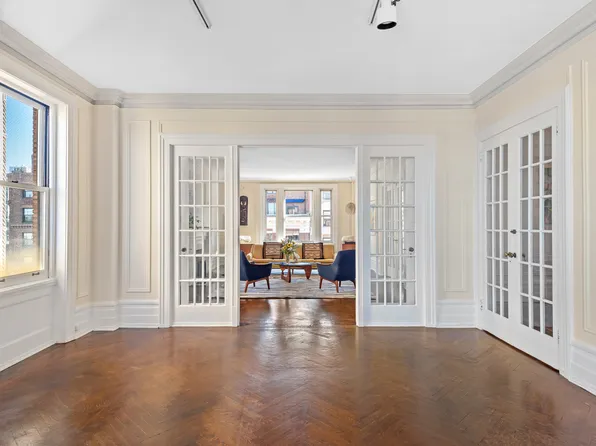 325 West End Avenue image 4 of 13